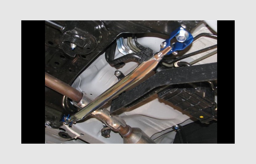 モノコックバー フロント ホンダ N Box Jf1 Jf3 C位置 2wd車専用 T 2w 4w Mn Hn0870mof16 90002 軽自動車の車高調やチューニングパーツ ドレスアップ専門ブランド Spiegel シュピーゲル